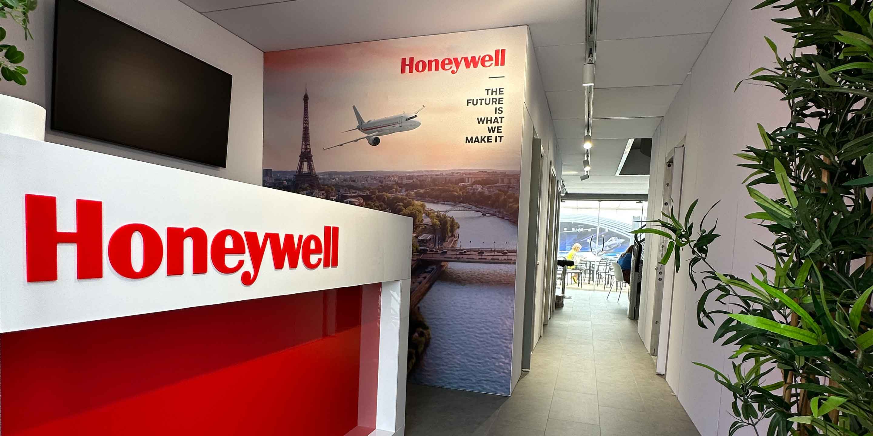 Honeywell Paris Air Show 2023 - Location photo an image featuring inside of the booth at Honeywell Paris Air Show 2023