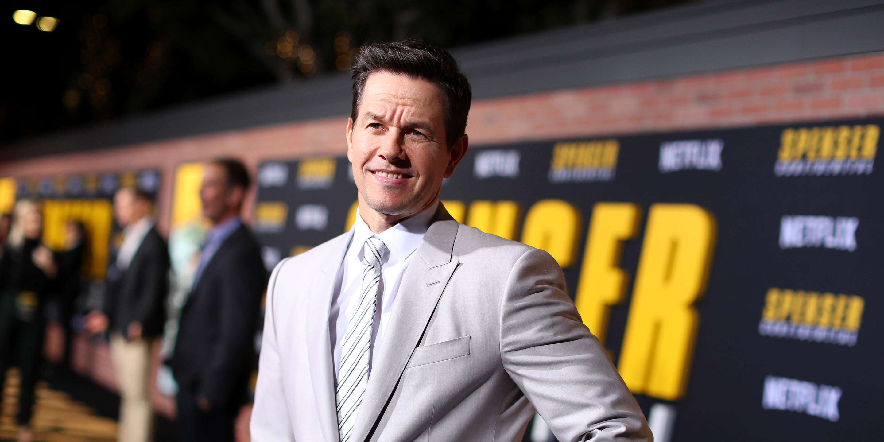Honeywell Creates Great Flying Experience for Mark Wahlberg